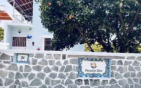 Villa Paradise Blue